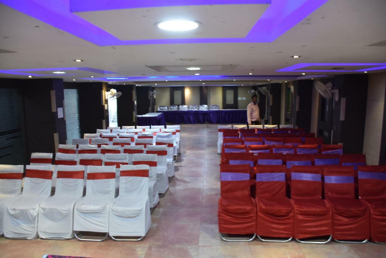 Hotel Saraswati Inn Aurangabad  エクステリア 写真